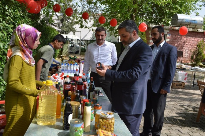 Hilvan Anadolu İmam Hatip Lisesinden Helal Yaşam kermesi