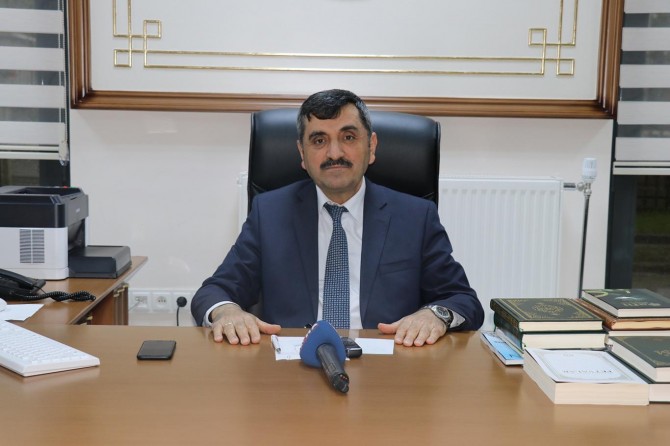 Ramazan gönüllerin temizlendiği, zihinlerin Kur'an'ın nuruyla nurlandığı aydır