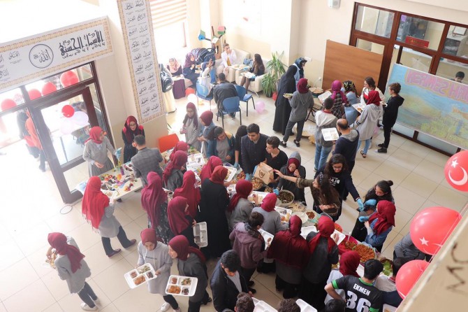 İmam hatip öğrencileri Afrika’da su kuyusu açacak