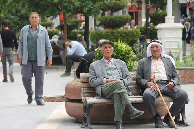 Ramazana kavuşmanın sevincini yaşıyoruz