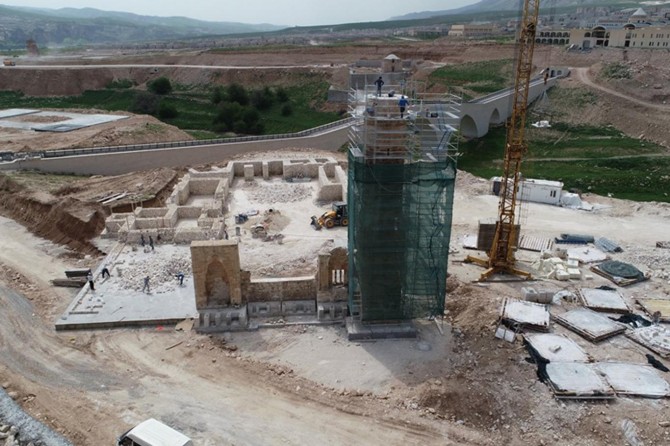 ​611 yıllık cami yeni yerinde yeniden inşa ediliyor