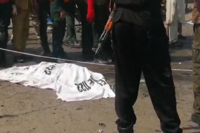 Li Pakistanê li ber tirbê teqîn: 10 mirî