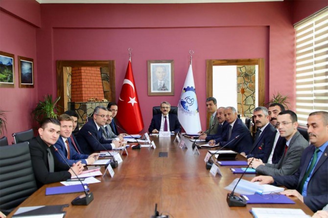 Bingöl’de KÖYDES İl Tahsisat Komisyonu toplantısı