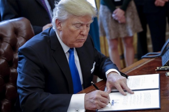 Trump'tan İran'a yeni yaptırımlar!