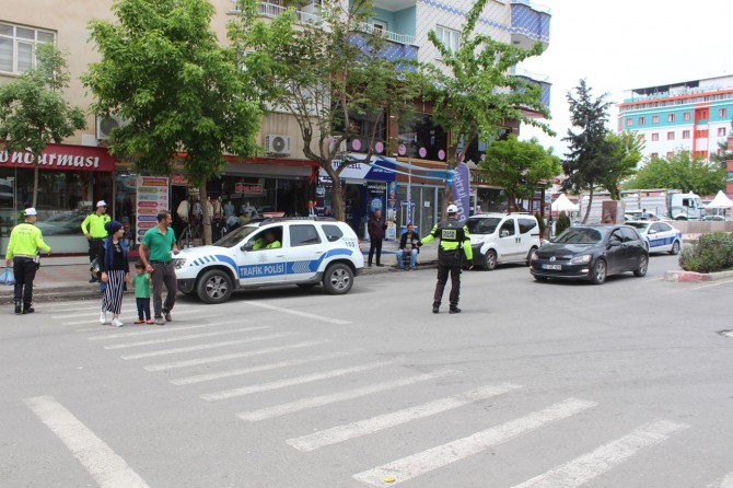 Siirt'te öncelik hayatın öncelik yayanın etkinliği düzenlendi