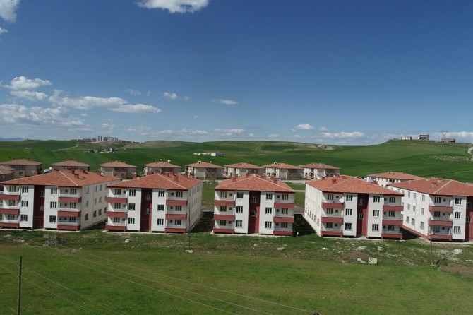 Batman’da afet konutları hak sahiplerine teslim edildi