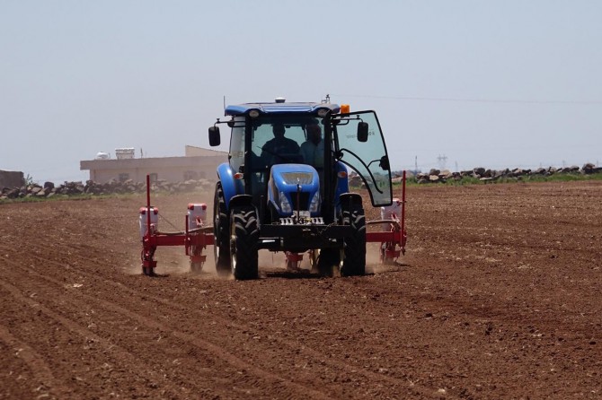 Viranşehir'de çiftçiler zor günler geçiriyor