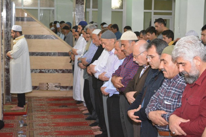 Hatimle teravih biraz uzun ama daha güzel