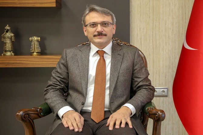 Aile kurumunun sağlam olduğu toplumlarda güçlü bireyler yetişir