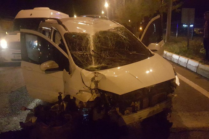 Bingöl'de kaza: 3 kişi yaralı