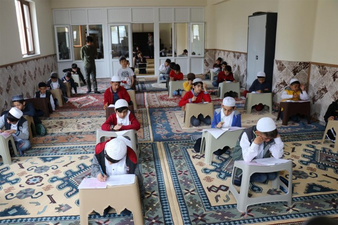 ​Bingöl’de Cami-çocuk kaynaşmasını sağlamak amacıyla ödüllü sınav yapıldı