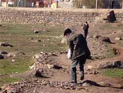 Yaşlı Amca 100 Metrelik Patika Yol Yaptı