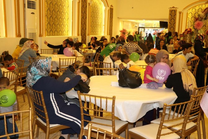 Yetimlerimize sahip çıkalım