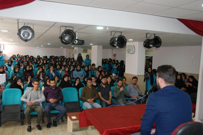 Toplumu inşa eden annedir