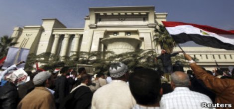 Mısırlı yargıçlar referandumda görev alacak