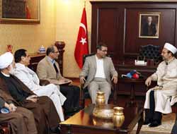 İslam Birliği Önündeki En Büyük Engel: Mezhepçilik Fitnesi