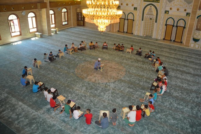 Çocuklarımızı camilere yönlendirelim