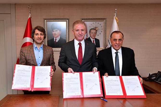 Hayırsever işadamından eğitime destek