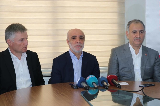 Onları bizim üyemiz değil yüreğimizdir