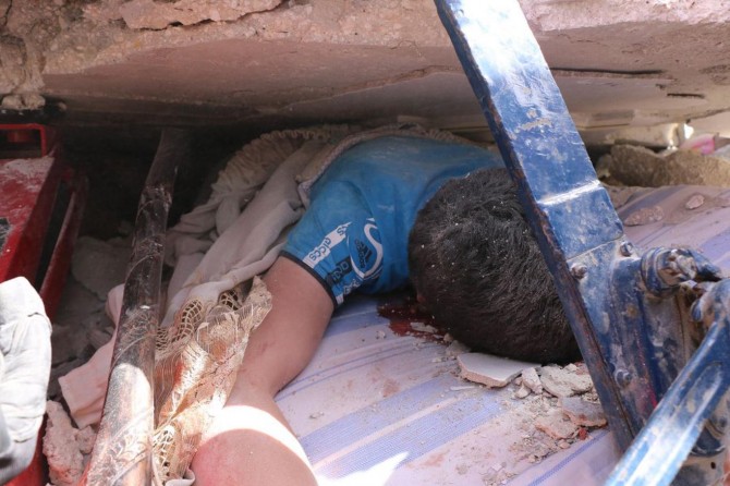 Neteweyên Yekbûyî: Li Îdlîbê sîwîlan muhafaze bikin