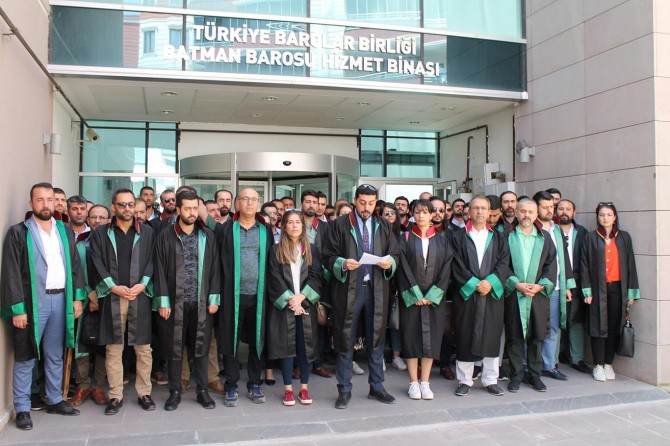 Avukatı darp eden 2 kişi tutuklandı