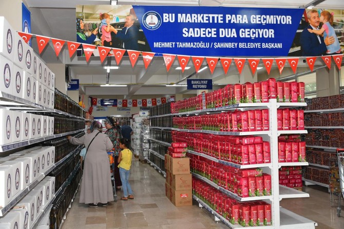 Gaziantep'te ihtiyaç sahibi ailelere bayram yardımı