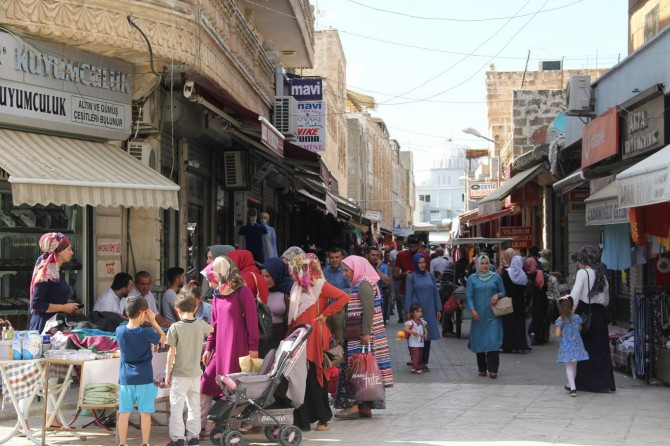 Çarşı pazarda Ramazan Bayramı bereketi