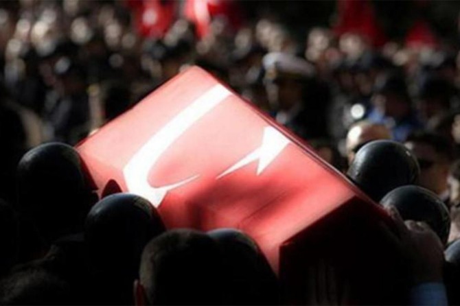 2 leşker jiyana xwe ji dest dan