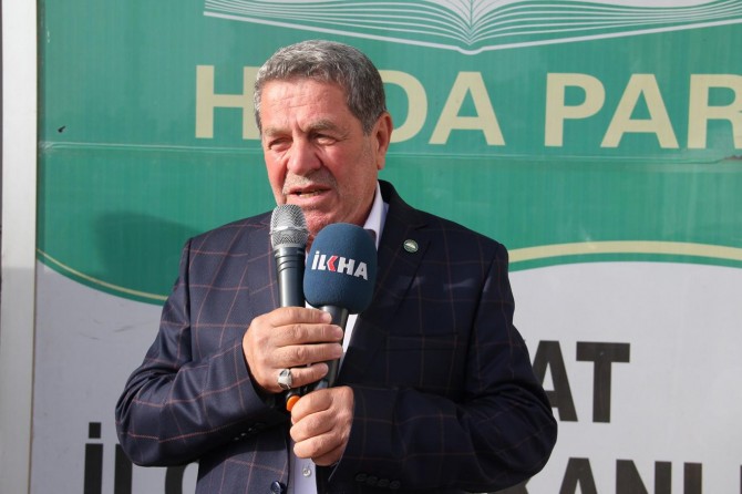 Vahdet ve kardeşlik ayını hayatımızın tamamına yansıtmak zorundayız