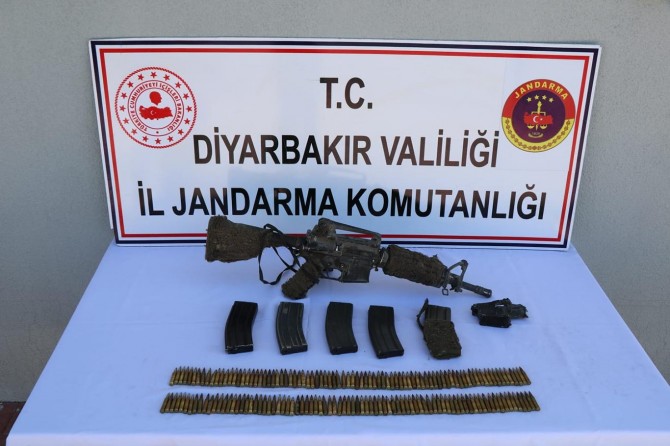 Gri listede aranan 2 PKK'li Lice'de öldürüldü