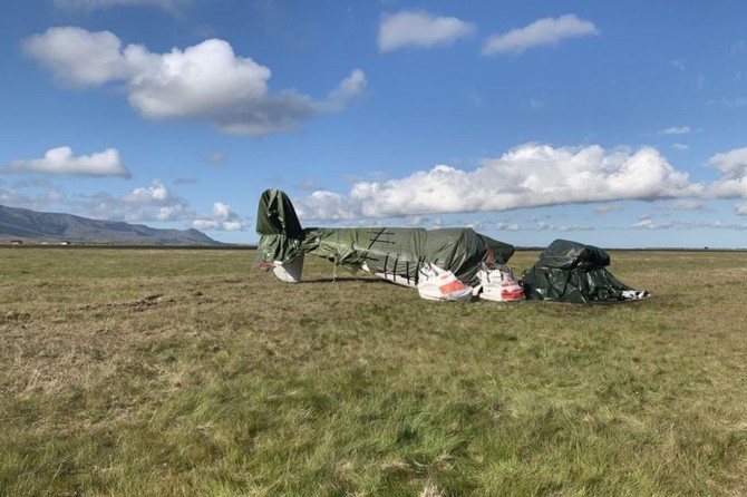 İzlanda'da uçak düştü: 3 ölü