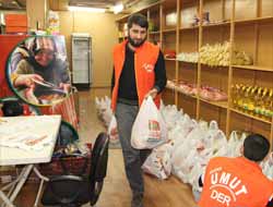 Komelên Îslamî, Mal û Kesên Feqîr Ji Bîr Nekirin