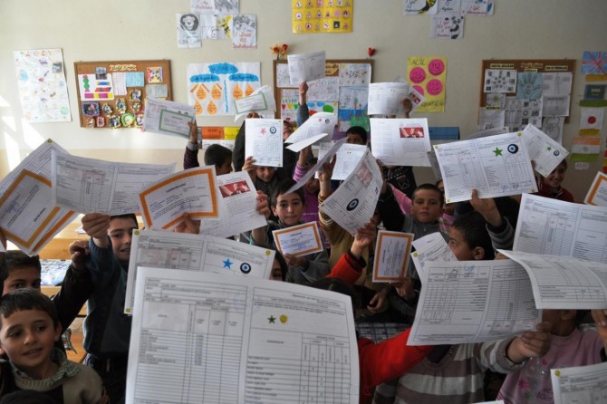 18 milyon öğrenci bugün karne alacak