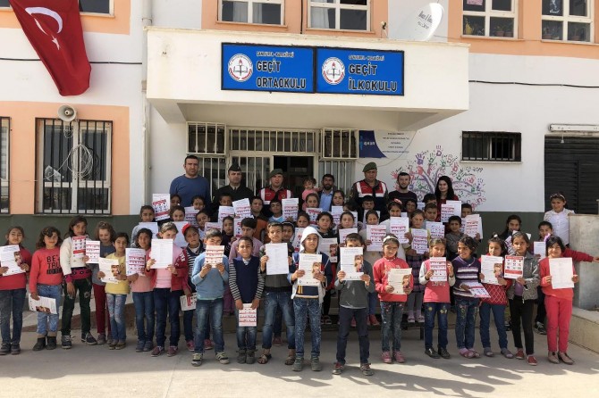 Şanlıurfa’da öğrencilere temel trafik eğitimi verildi