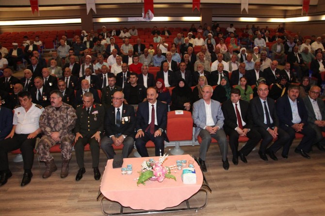 Şanlıurfa’da Kıbrıs gazilerine madalyaları tevcih edildi