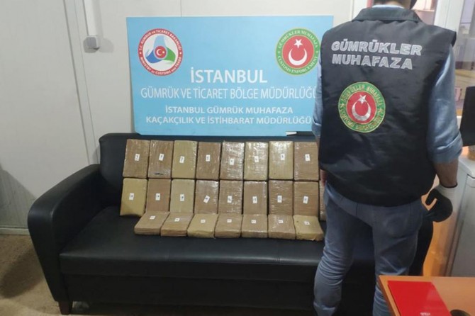 Li Bendera Ambarliyê 90 kîlo eroîn hat qefaltin