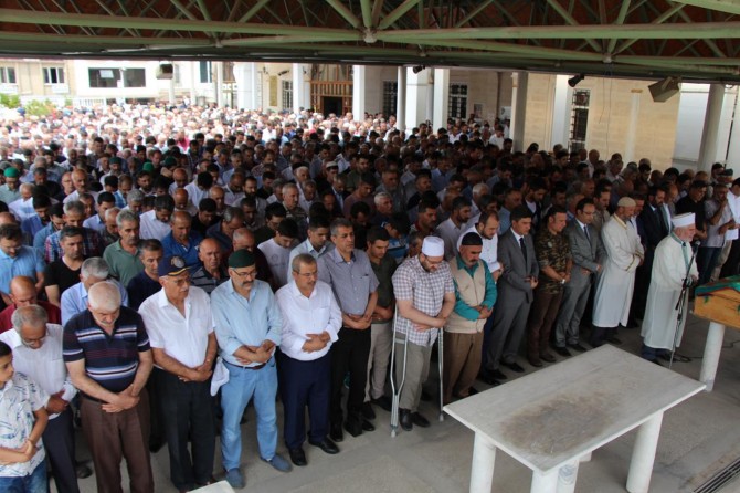 Elazığ'da Mursi için gıyabi cenaze namazı kılındı