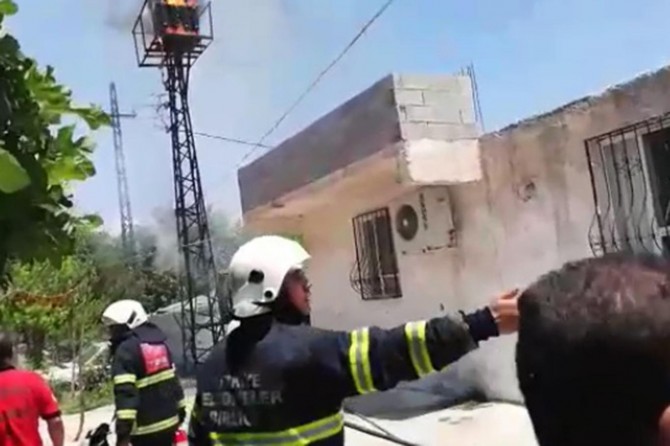 Şanlıurfa'da trafo yangını paniğe neden oldu