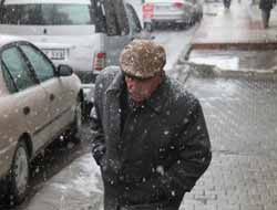 Van, Güne Karla Başladı