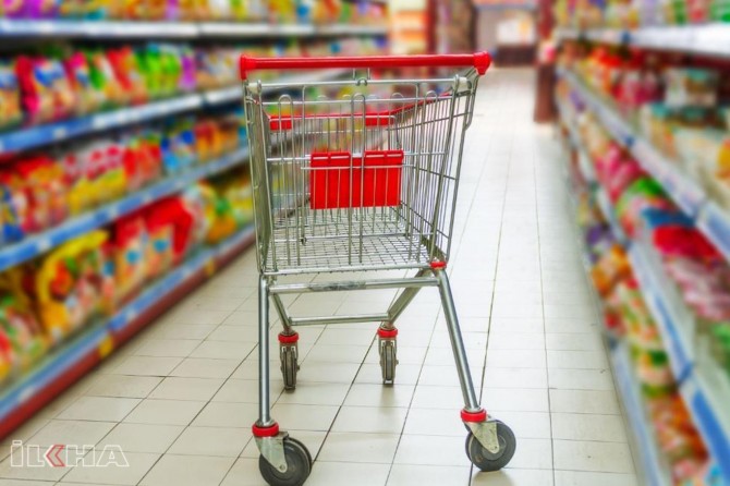 Pessimism continues in consumer confidence