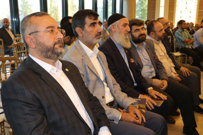 Mursi için İstanbul'da taziyeler kabul edildi