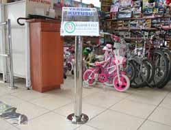 Alışveriş Yaparken Muhtaçlara Yardım Edilebilecek