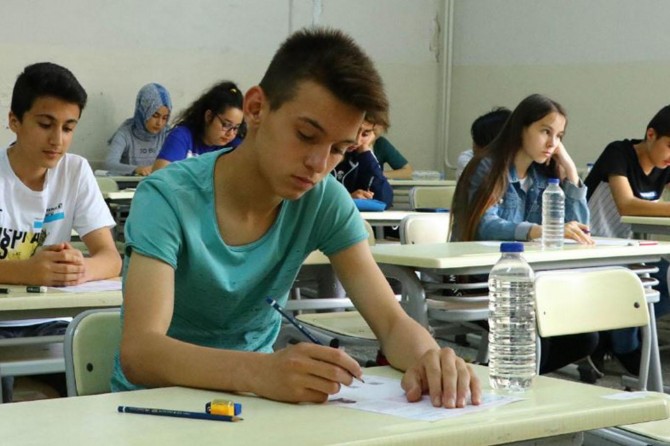 LGS taban puanları ve tercih tarihleri açıklandı