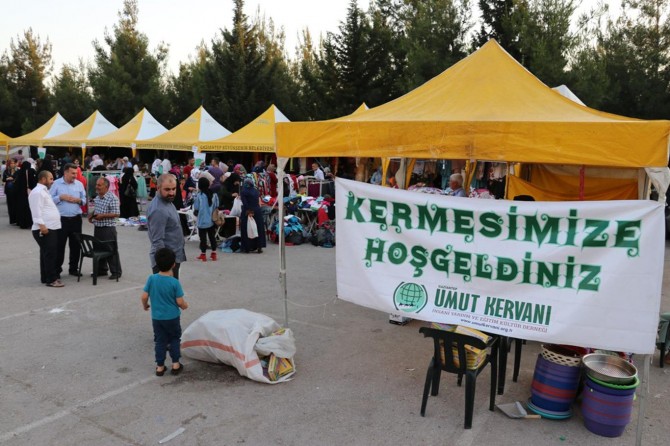 Gaziantep’te muhtaçlar yararına kermes