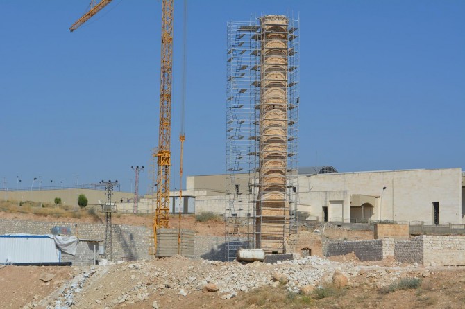 Asırlık minare yeniden inşa edildi