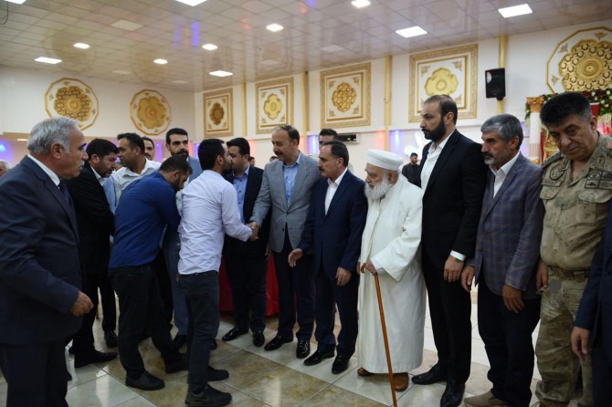 Cahiliye adetlerini bırakmamız gerekiyor