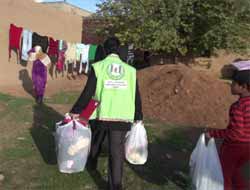 Rahmet Gıda Bankası 136 Aileye Yardım Etti