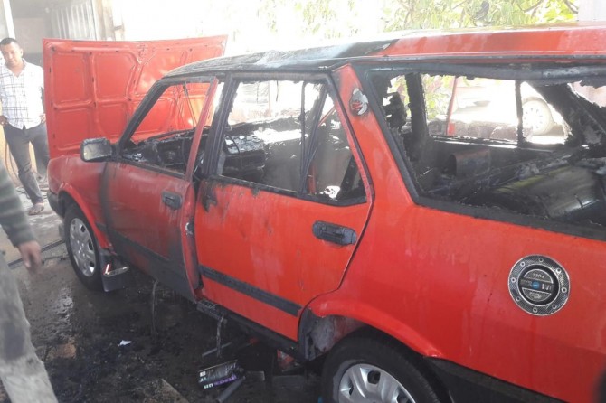 Adıyaman Küçük Sanayi Sitesinde kaynak yapılan araç alev aldı