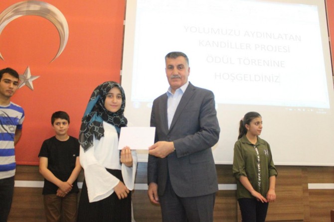 Van'da Yolumuzu Aydınlatan Kandiller Projesi ödül töreni