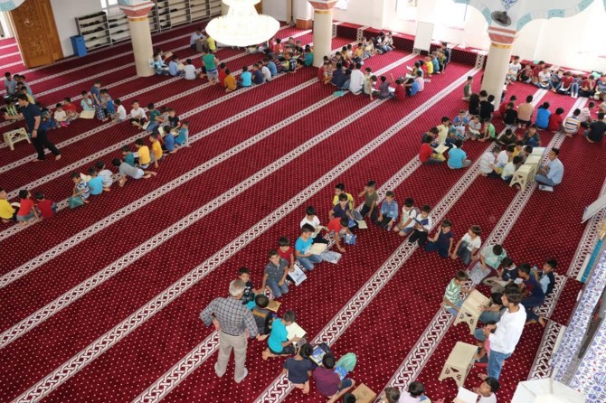 Kur’an eğitimi önemli bir hizmettir